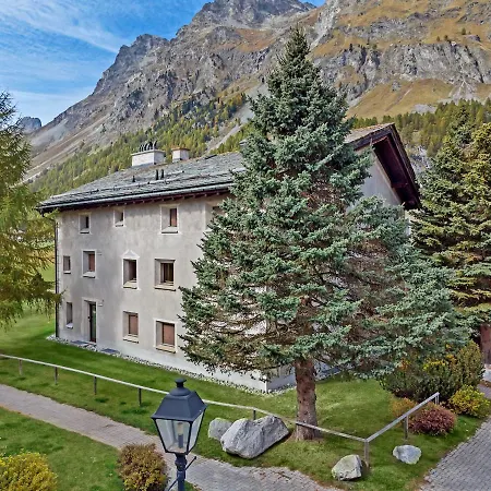 Abitaziun Furtschellas 8 - Daire